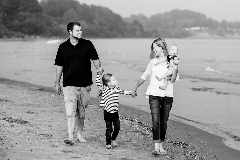 family photography port burwell engagement photography by london ontario photographer Woodgate Photography